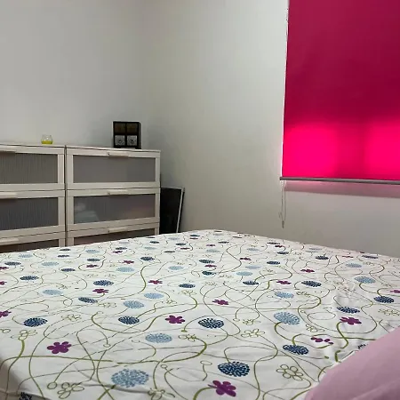 Apartamento Mercado Y Playa *